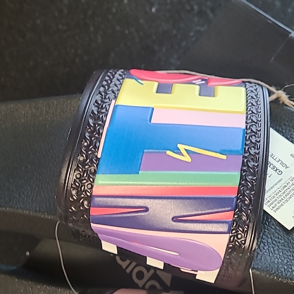 Adidas Pride Slide - Picture 7 of 8